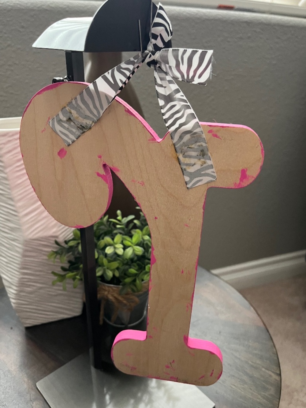 Animal Print Hand Painted Wooden Wall Letter R - Picture 4 of 4